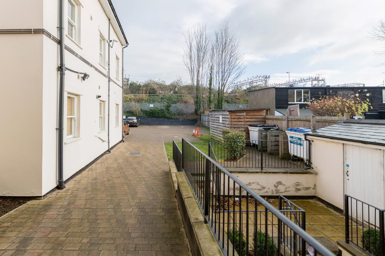 Watford Junction Apartment Extérieur photo